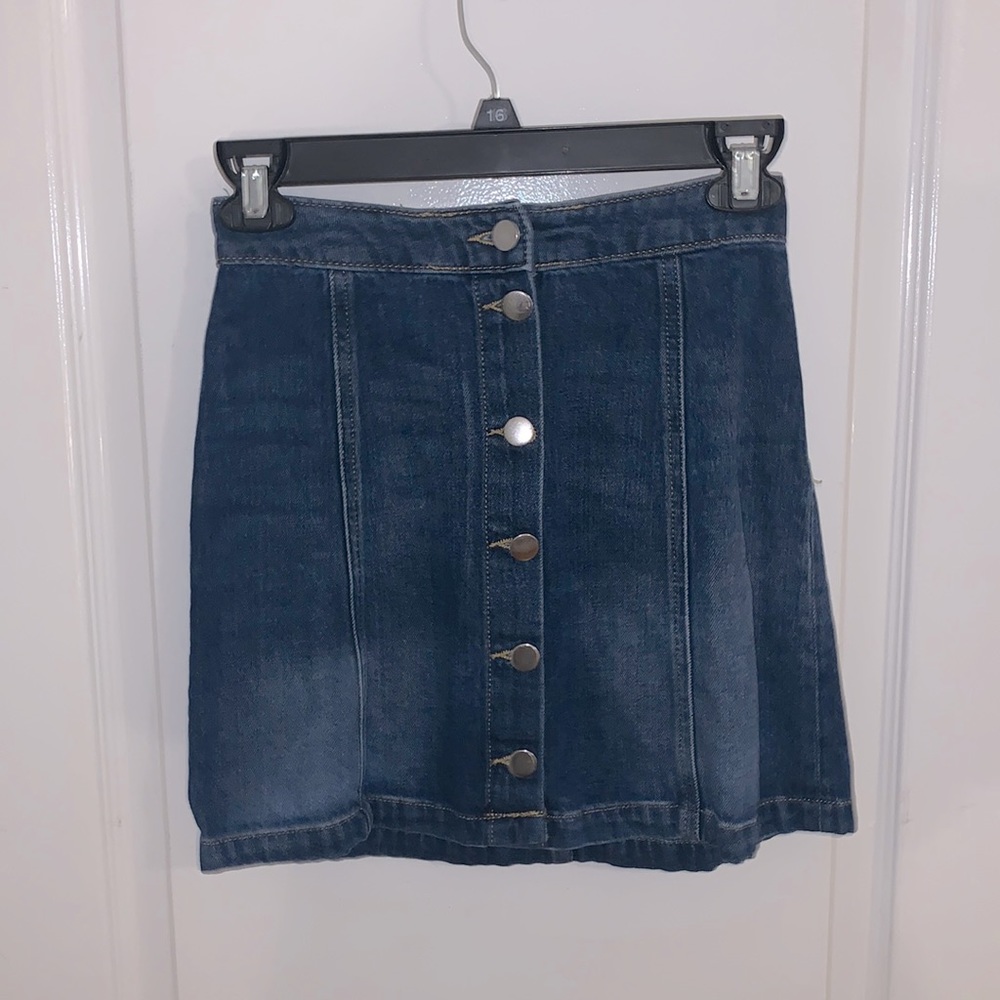 h&m mini jean skirt